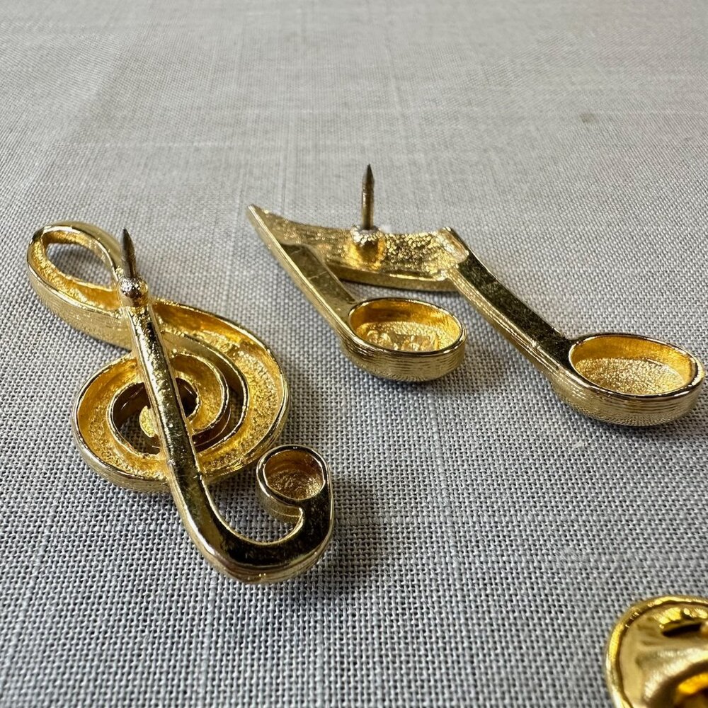 Vintage JJ Gold Tone Music Pins - Picture 5 of 11